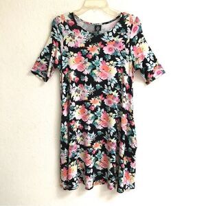 Agnes & Dora black floral scoop neck skater dress M